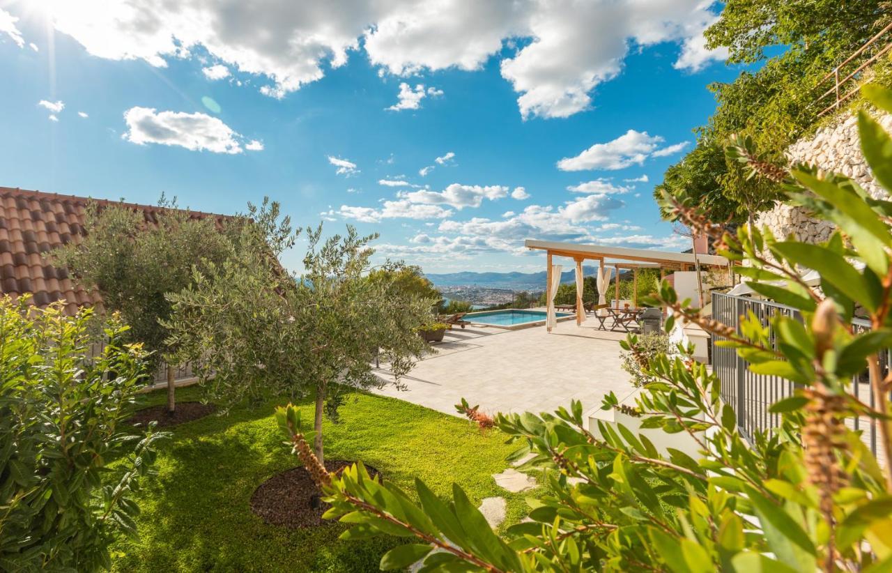 Villa Old Stone House Gp Podstrana Esterno foto